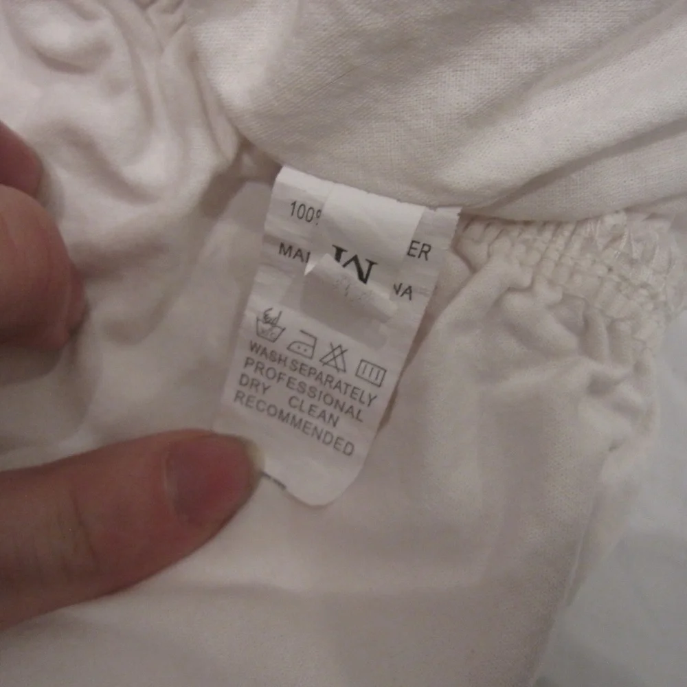 White bubble hem tank top w/ lace size medium polyester - Picture 4 of 5